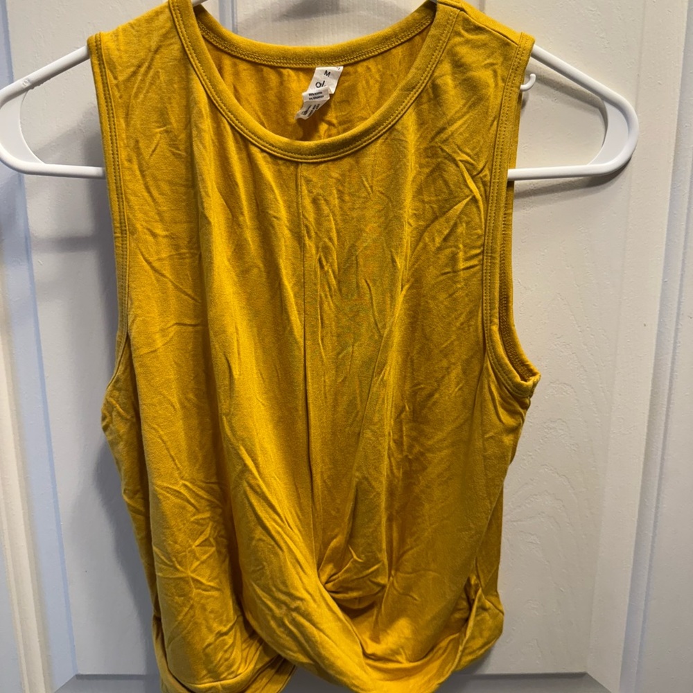 Alo Yoga Yellow Sleeveless Top